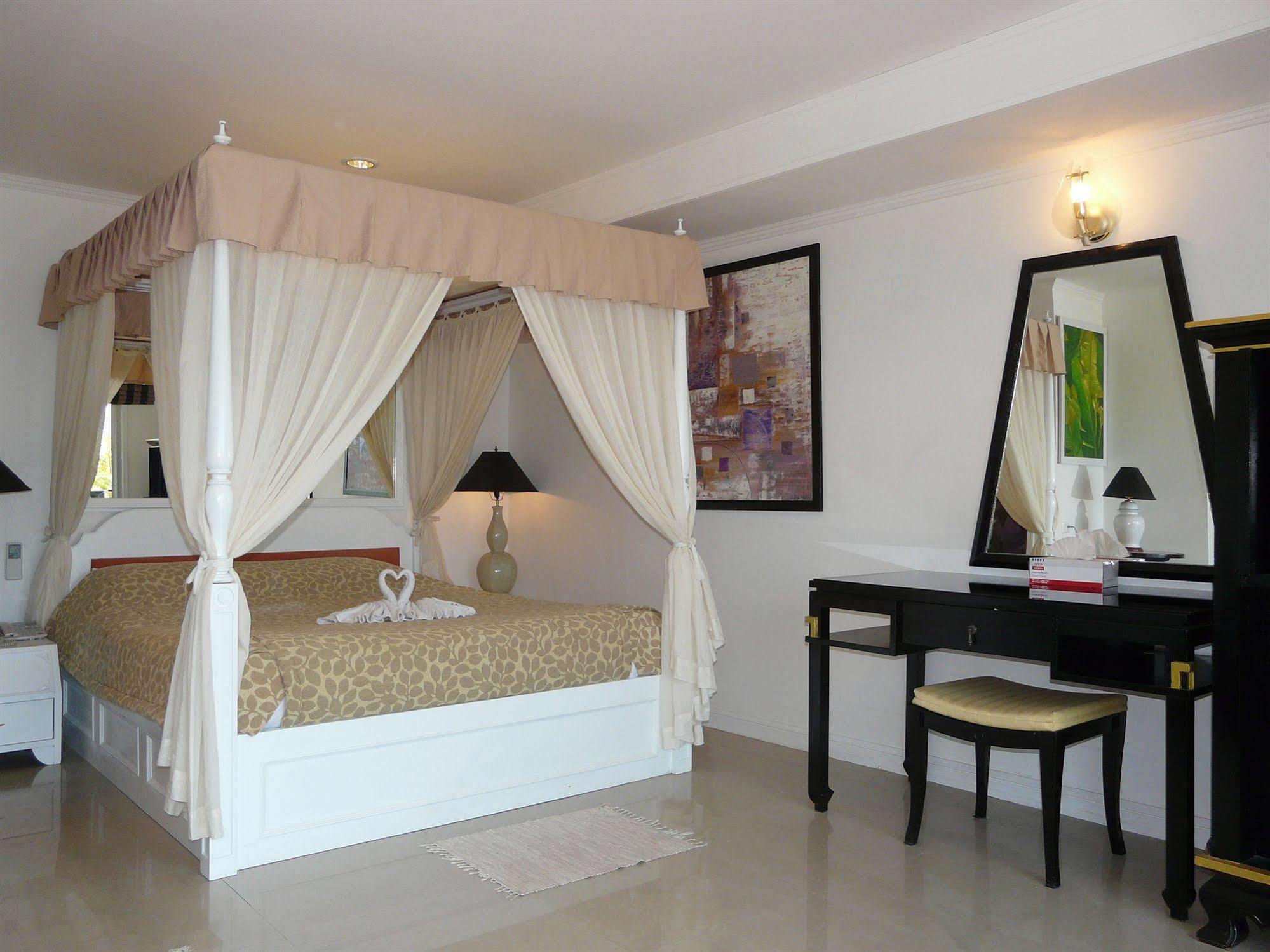 Orchid Hotel And Spa Kalim Bay Patong Exterior foto