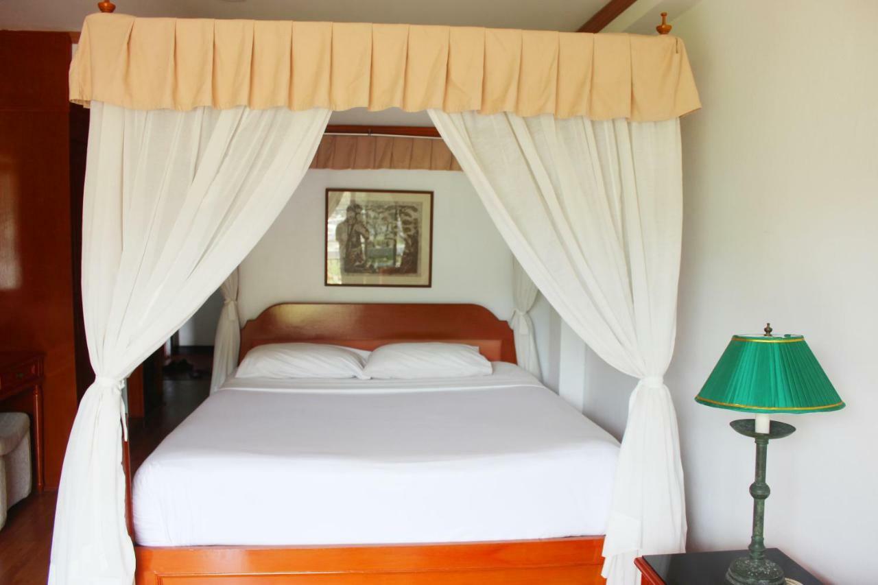 Orchid Hotel And Spa Kalim Bay Patong Exterior foto